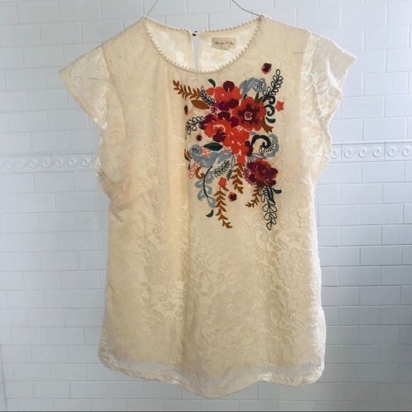 Anthropologie Tops - Anthro Meadow Rue Lace blouse size S